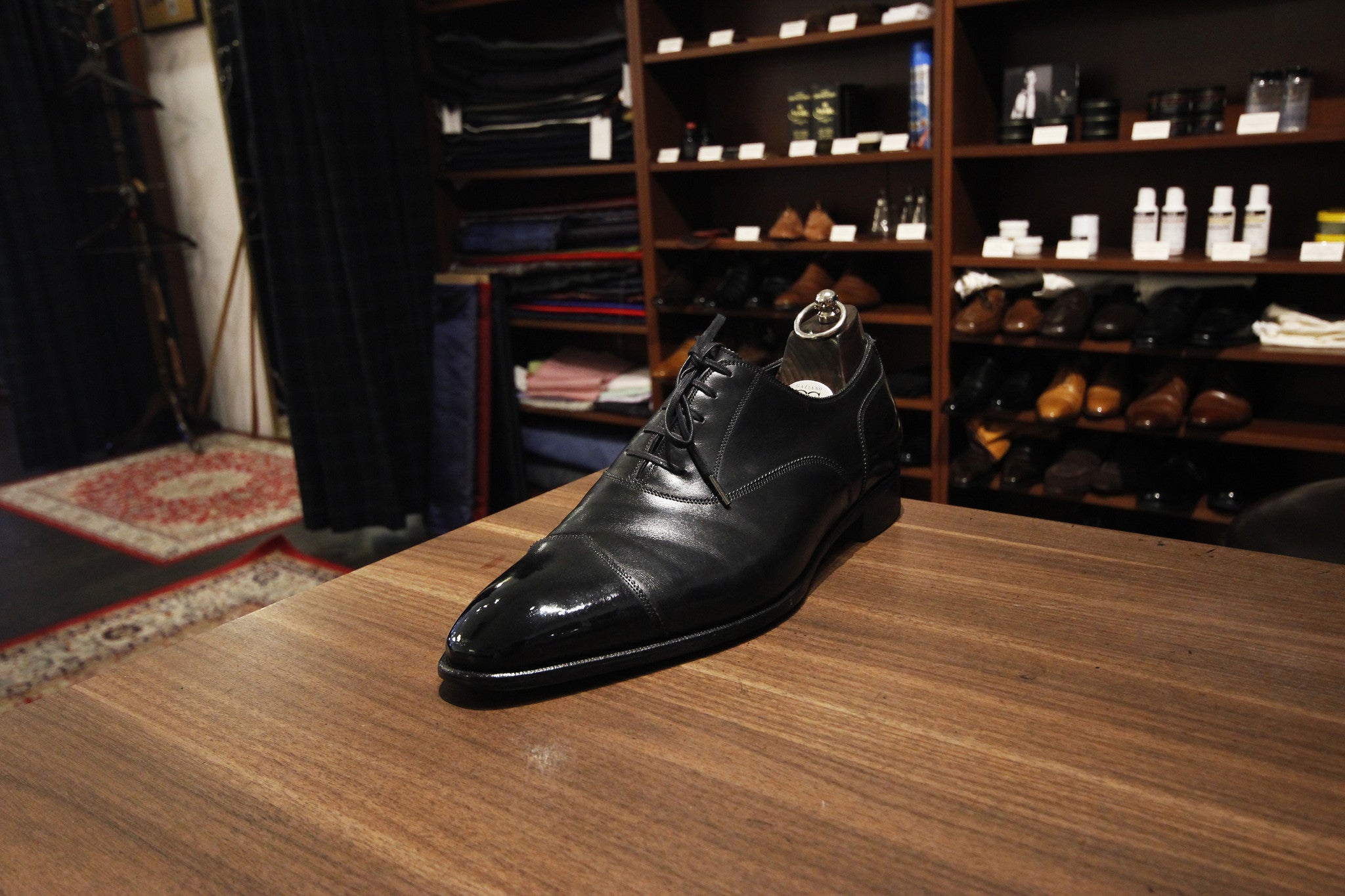Shoe Shine Guide